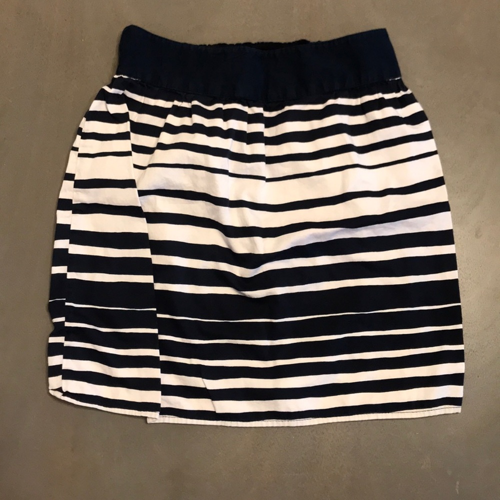 Womens Maurises. skirt. Size S.